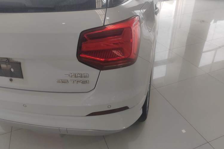 Used Audi Q2L 2018 35 TFSI Luxury Prestige Version China VI
