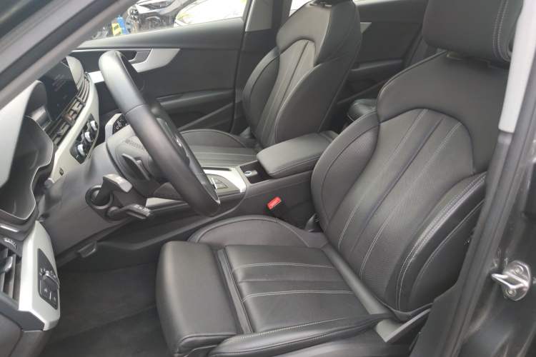 Used Audi A4L 2023 40 TFSI Fashion Dynamic Model Left Front Seat