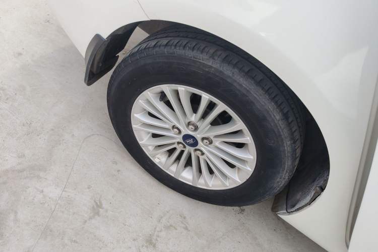 Used Ford Escort 2015 1.5L Manual Comfort Model