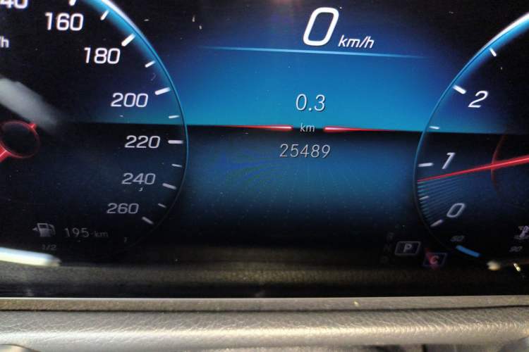 Used Mercedes-Benz GLB 2021 GLB 200 Dynamic Edition Odometer Close Up