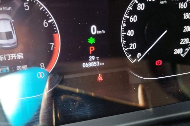 Used Honda Accord 2022 260TURBO Luxury Edition Odometer Close Up