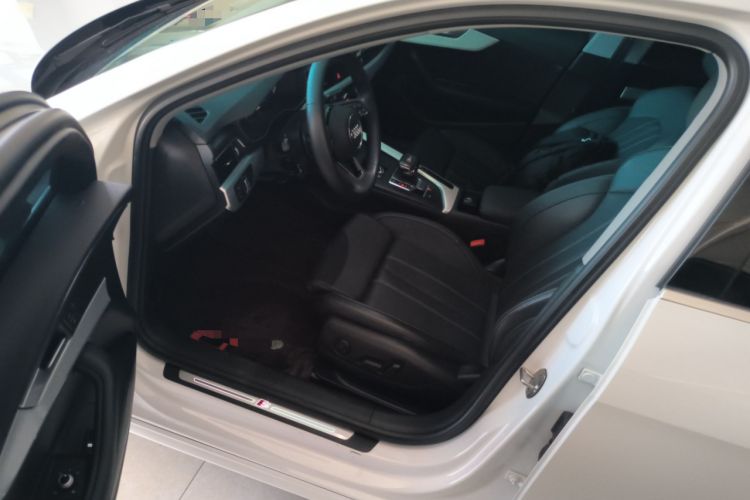 Used Audi A4L 2023 40 TFSI Fashion Dynamic Model