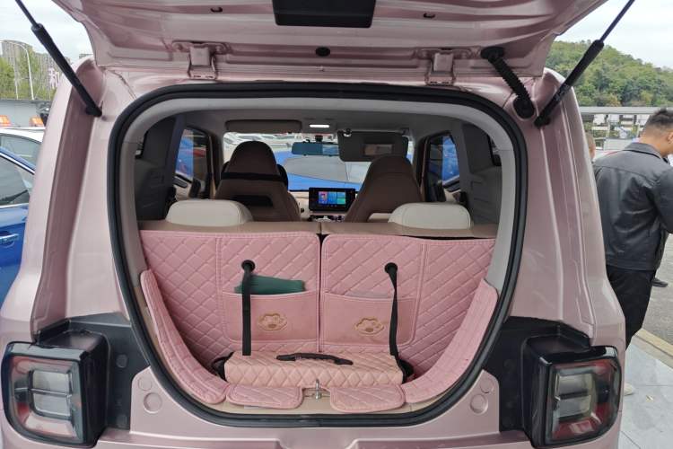 Used Geely Galaxy Panda 2023 Panda Mini 200km Endurance Bear