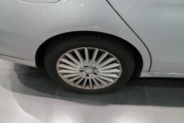 Used Mercedes-Benz C-Class 2015 C 200 L