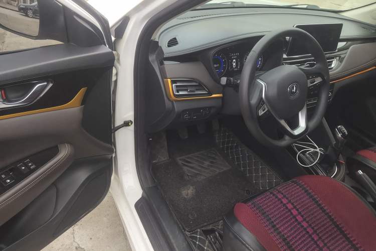 Used Changan Eado DT 2019 1.6L Manual Enjoyment Model China VI Standard
