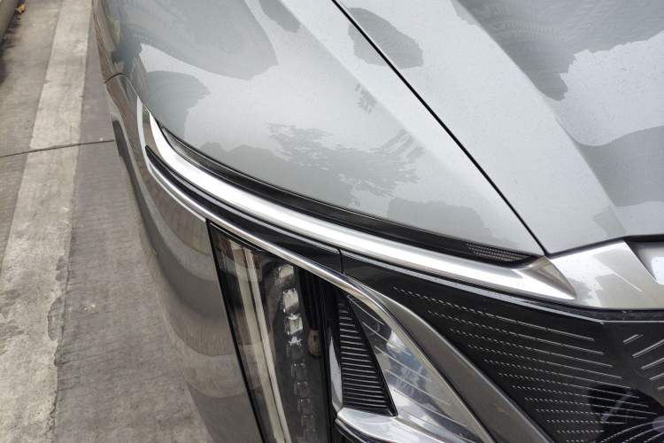 Used Cadillac LYRIQ 2022 Rear-Drive Long-Range Prestige Edition Right Front Headlight