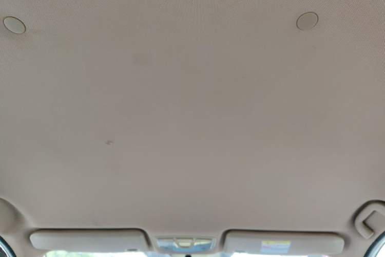 Used BAIC Weiwang M50F 2017 1.5L Comfort Edition Headliner