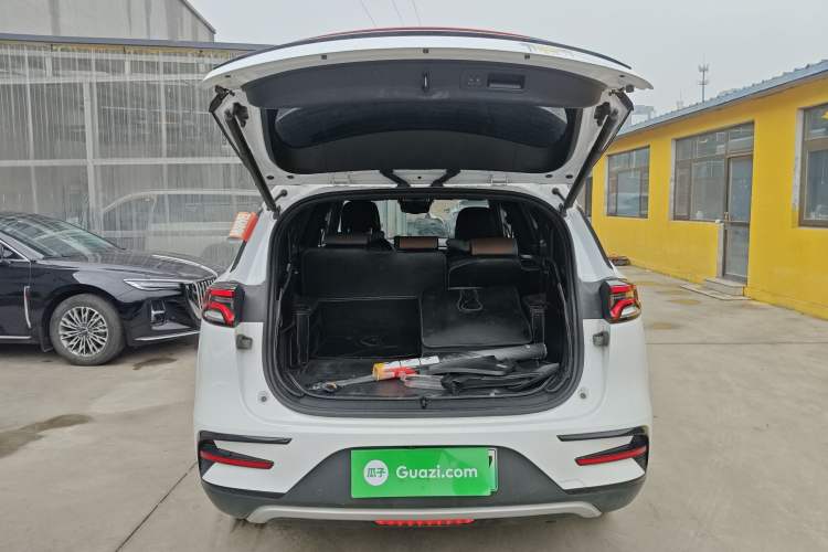 Used BYD Tang New Energy 2021 DM-i 112KM Prestige Model Trunk