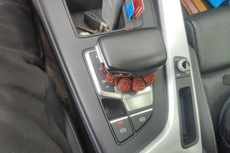 Used Audi A4L 2020 40 TFSI Fashion Dynamic Model
