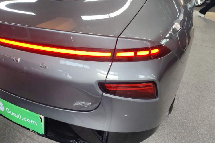 Used XPeng P7 2022 670N+ Right Rear Taillight