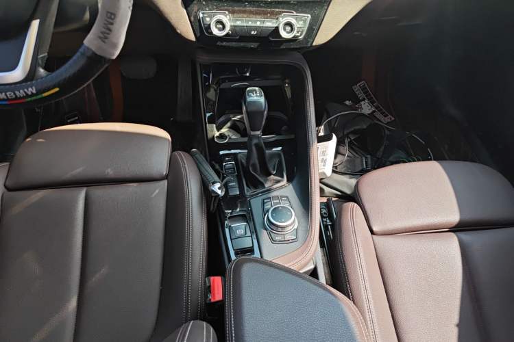 Used BMW X1 New Energy 2020 xDrive30Le Premium Edition Gear Lever