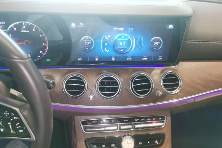 Used Mercedes-Benz E-Class 2023 E 300 L Sport Luxury Edition Audio And AC Panel