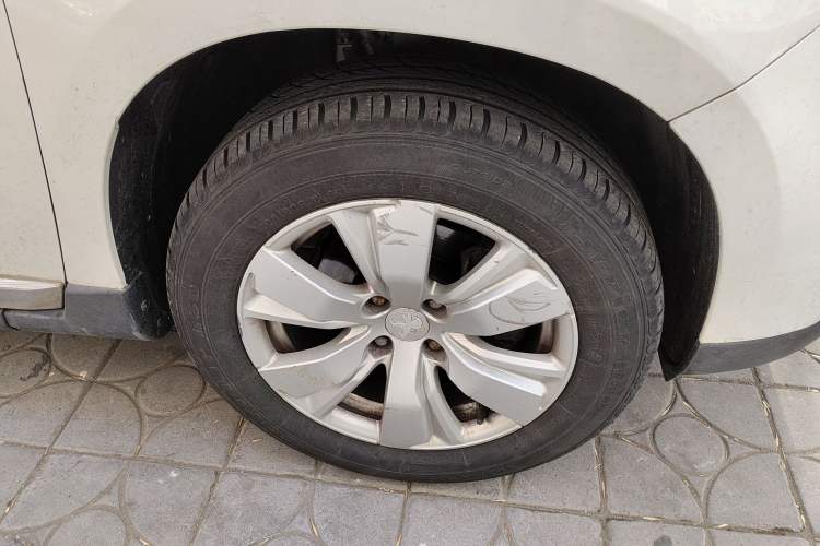 Used Peugeot 2008 2015 1.6THP Automatic Fashion Edition