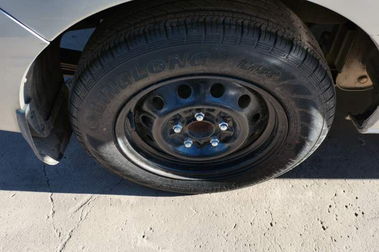 Used JAC Refine M3 2016 IKEA Edition 1.6L Luxury Smart Model