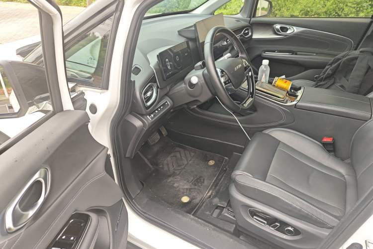 Used AION V 2022 Plus 80 Leader Edition Ternary Lithium
