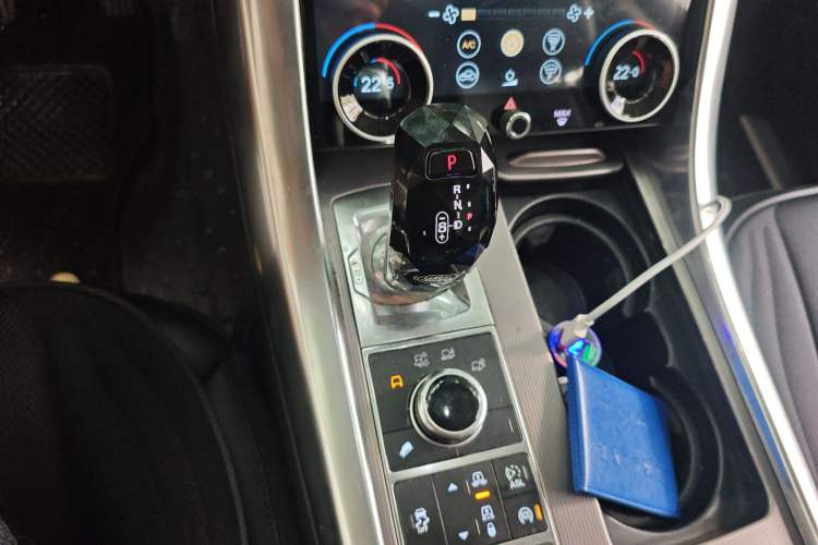 Used Land Rover Range Sport 2014 3.0 SC V6 HSE
