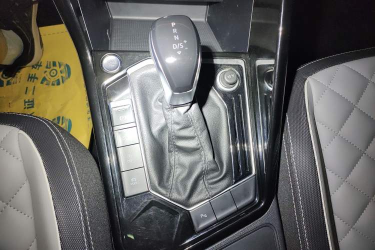 Used Volkswagen Tayron 2023 280TSI Two-Wheel-Drive Luxury Plus Advanced Version