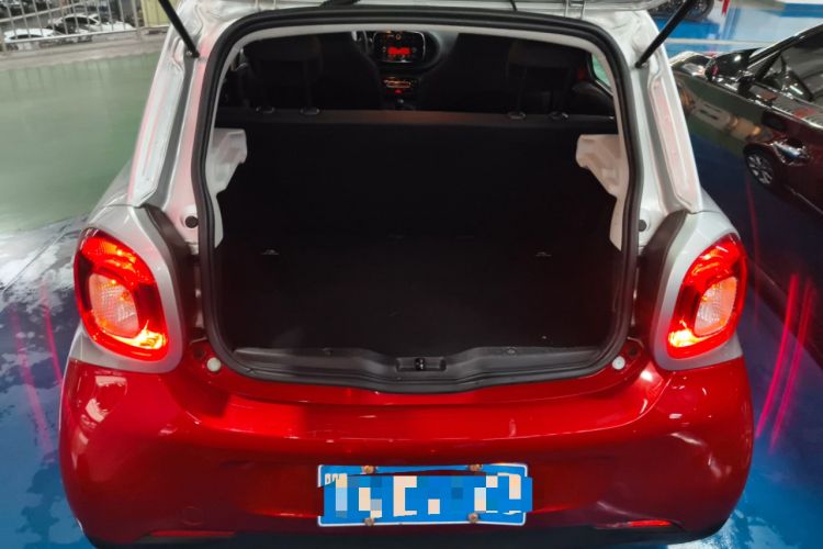 Used smart forfour 2018 1.0L 52 kW Dynamic Edition
