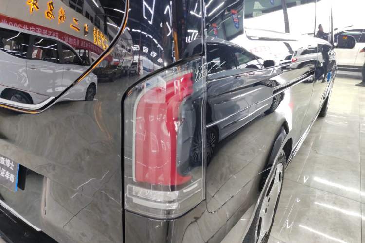 Used Mercedes-Benz V-Class 2024 V 300 L Long Wheelbase Prestige Edition