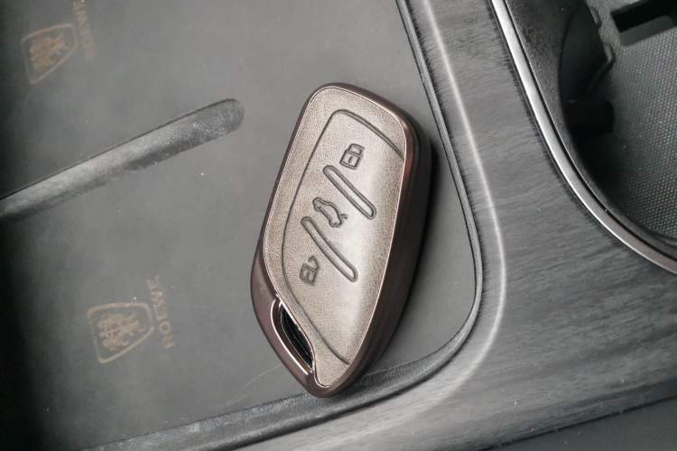 Used Roewe D7 2025 DMH 125km World Champion Edition
