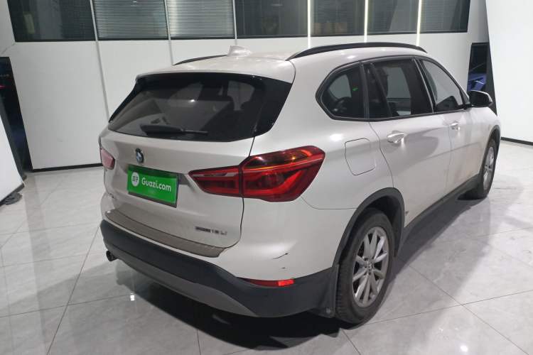 Used BMW X1 2019 sDrive18Li Fashion Model Rear Right 45 Deg