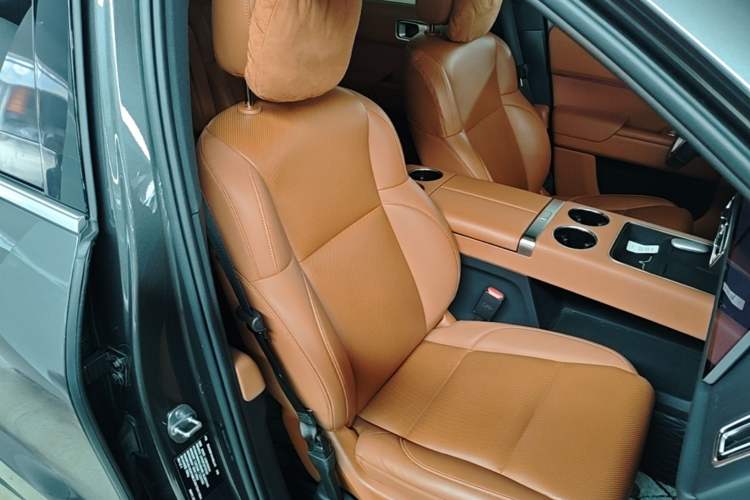 Used Li Auto L8 2023 Max model