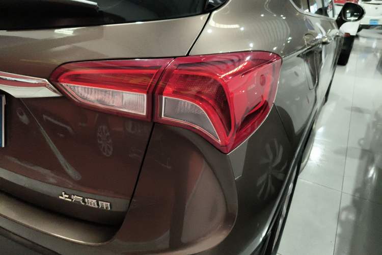 Used Buick Envision 2019 20T Two-Wheel Drive Luxury Version China VI Standard
