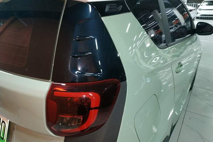 Used Chery Little Ant 2021 200 000-Yuan Ant Fan Edition Oxygen Version Lithium-Ion Battery 301 km