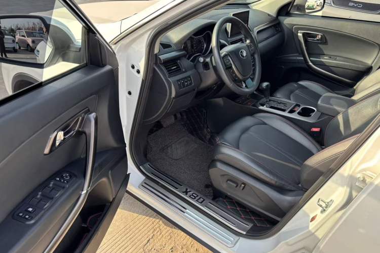 Used Bestune X80 2017 1.8T Automatic Luxury Model
