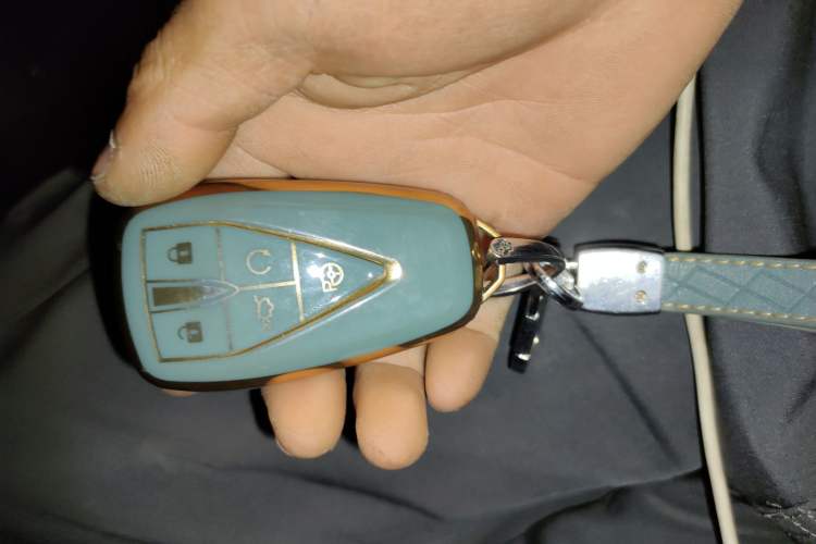 Used CHANGAN UNI-V 2022 1.5T Smart Navigation Version
