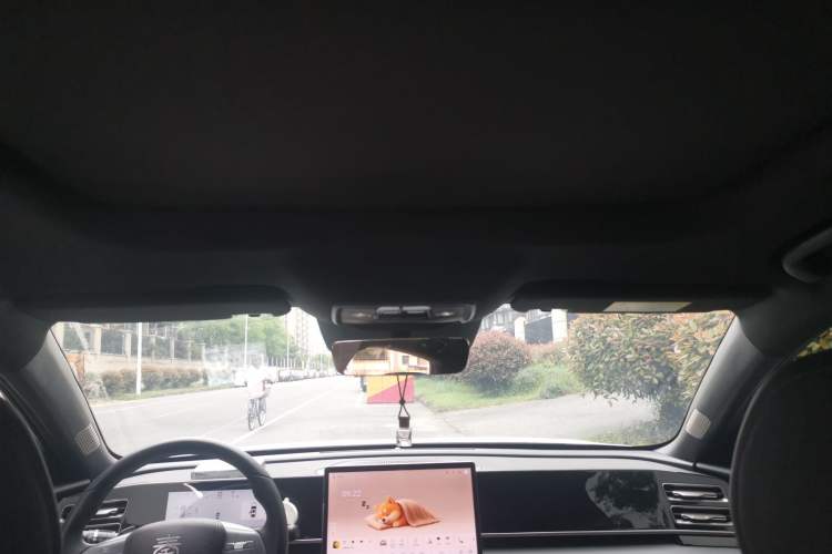 Used BYD Qin L 2025 DM-i Smart Drive 120KM Leading Model