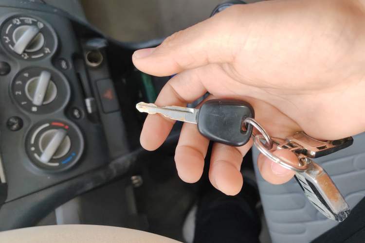 Used Suzuki Alto 2013 1.0L Manual Utility Model Vehicle Key