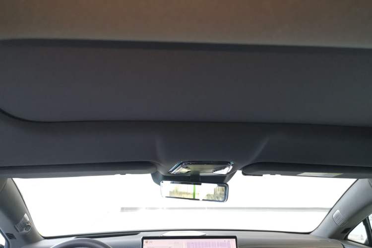 Used Denza Z9 2024 1100 km Four-Wheel Drive Max Version
