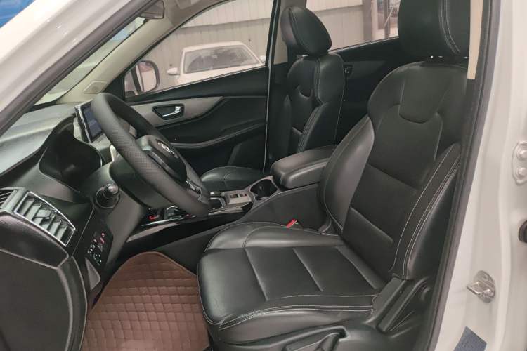 Used Dongfeng Fengon S560 2018 1.8L CVT Urban Model 5 Seats Left Front Seat