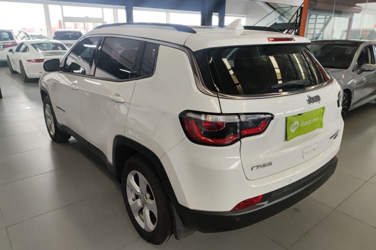 Used Jeep Compass 2017 200T Automatic Comfort Edition
