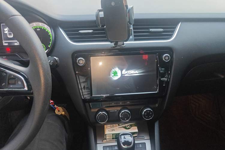 Used Skoda Octavia 2019 1.5L Automatic Luxury Edition