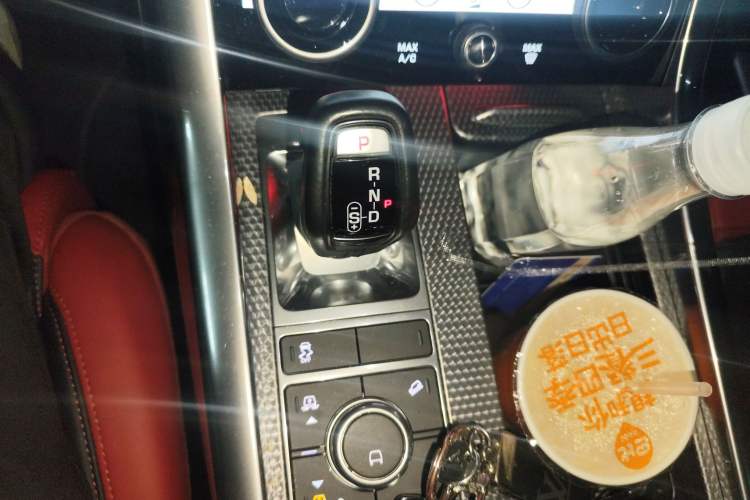 Used Land Rover Range Rover Sport 2021 3.0 L6 YAO Black Edition
