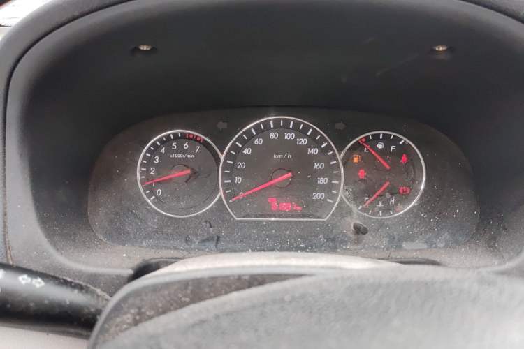 Used CHANGAN Alsvin V3 2012 1.3L Manual Comfort Version China IV Standard
