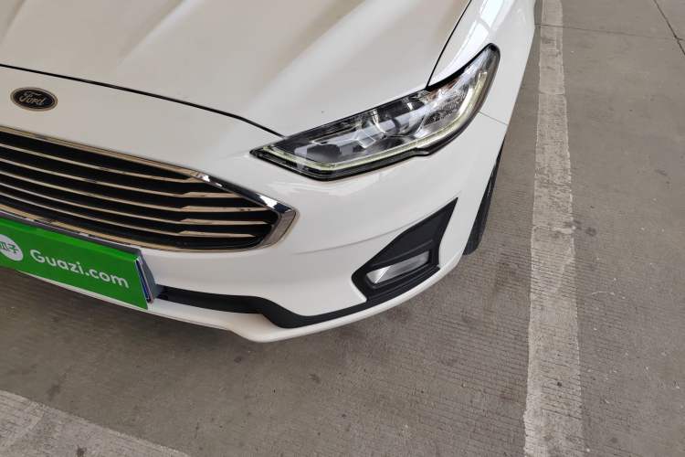 Used Ford Mondeo 2020 EcoBoost 180 Stylish Model Left Front Headlight