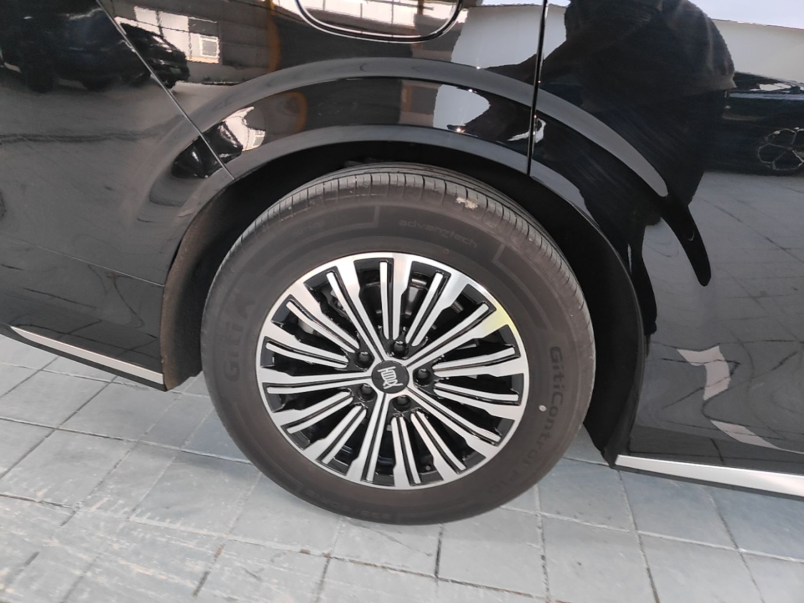 BYD Xia 2025 DM-i 1.5T 100km Supreme Edition — снимка 11
