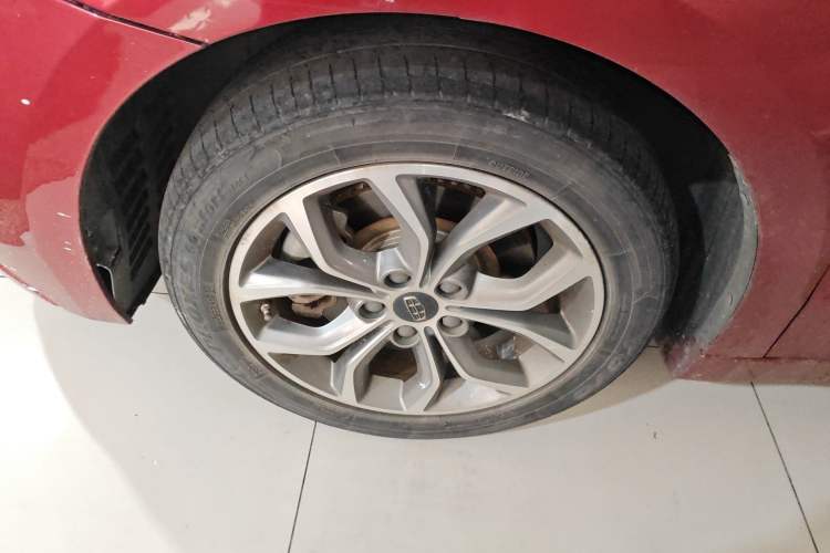 Used Geely Auto Emgrand GT 2016 1.8T Zunya Model Left Front Wheel Hub