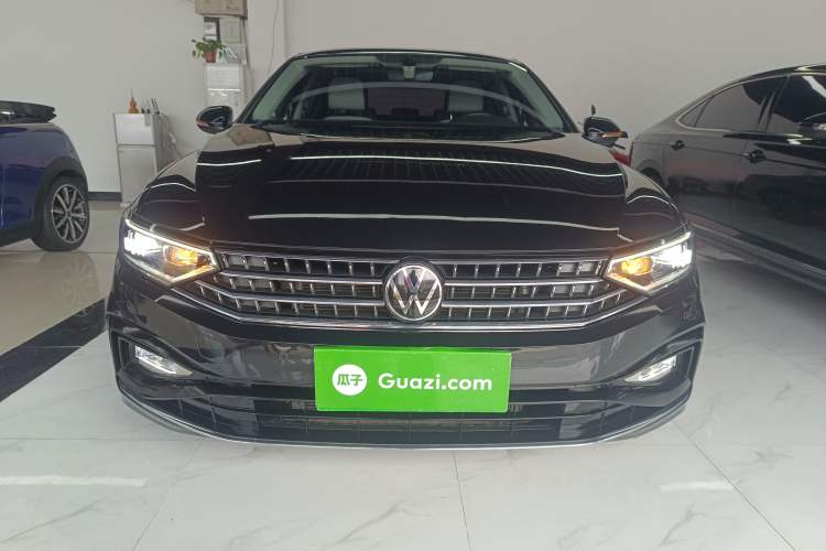 Used Volkswagen Magotan 2023 2 Million Units Limited Edition 330TSI DSG Leading Version Front