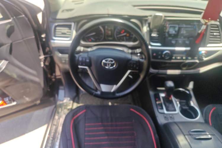 Used Toyota Highlander 2018 2.0T Four-Wheel Drive Luxury Version 7 Seats China VI Standard