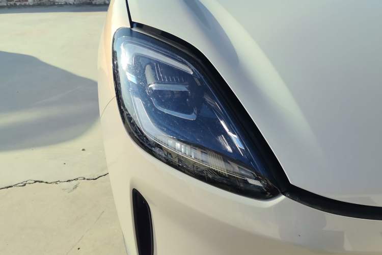 Used Wuling Bingo S 2025 Model 325km Deluxe Edition