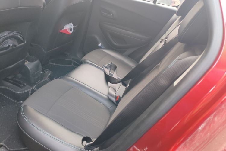 Used Chevrolet Trax 2014 1.4T Automatic Two-Wheel Drive Luxury Model Left Rear Seat