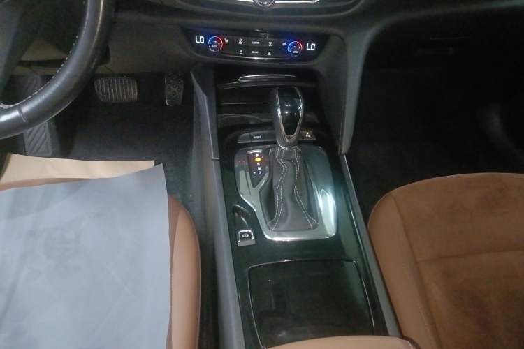 Used Buick Regal 2017 20T Luxury Model
