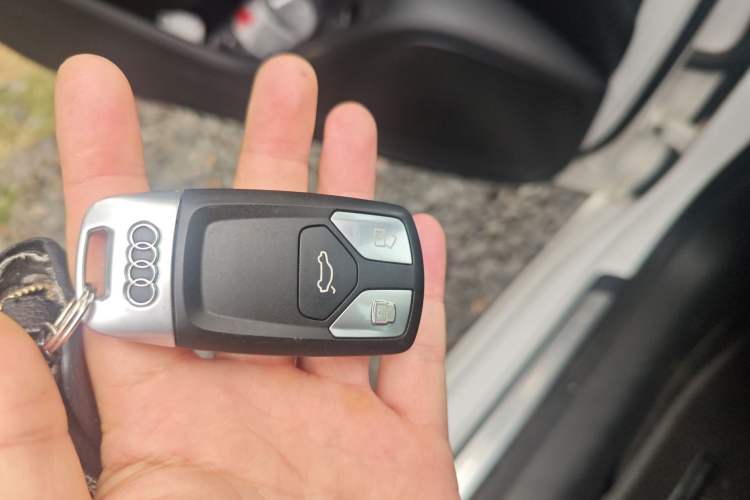 Used Audi A4L 2018 30th Anniversary Edition 30 TFSI Ambition Model