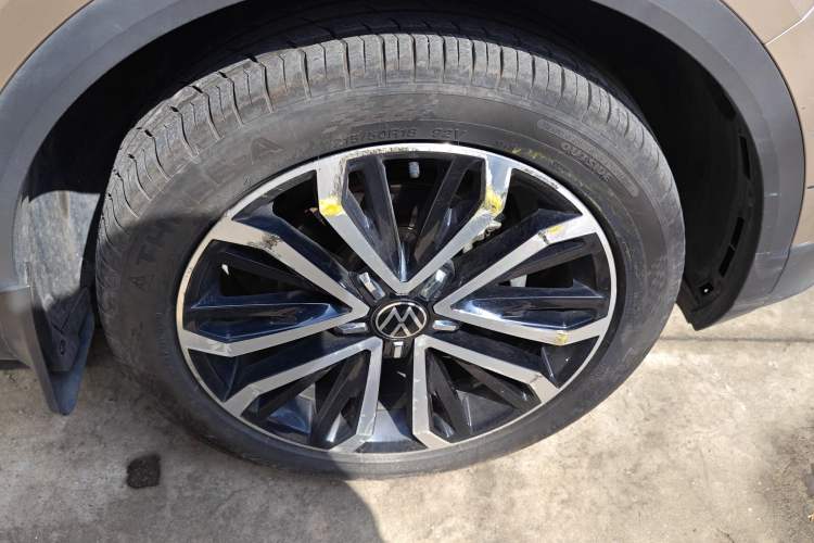 Used Volkswagen T-ROC 2021 280TSI DSG Two-Wheel Drive Comfort Connect Edition Exterior 1