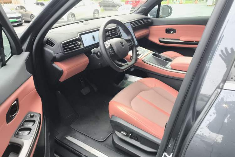 Used Nio EC6 2020 605 km Sport Edition Driver Seat