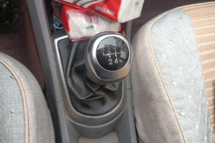 Used Hyundai Verna (older generation) 2014 1.4L Manual Smart GLS Trim